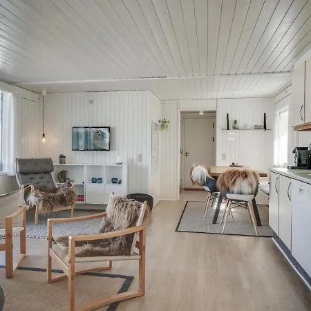 Apartman Ingomar - 300m From The Sea In Nw Jutland By Interhome Pandrup